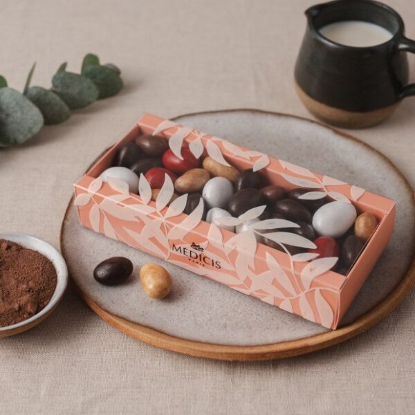 Boîte Iris Médicis, amandes et chocolat – Image 2