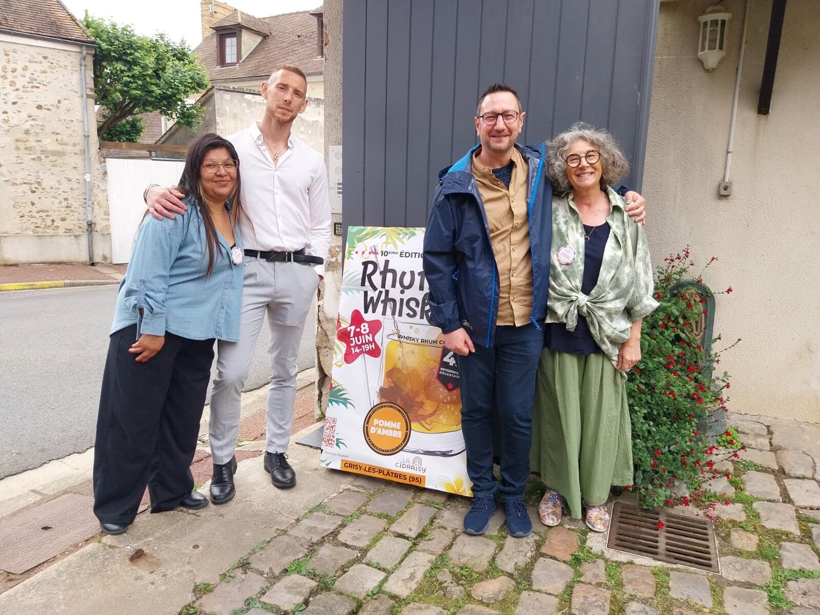 rhum whisky event Grisy affiche rhum whisky event Grisy affiche avec équipe